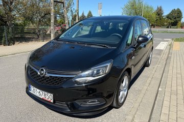 AUTOMAT NAWIGACJA KAMERA COFANIA KLIMATYZACJA TEMPOMAT