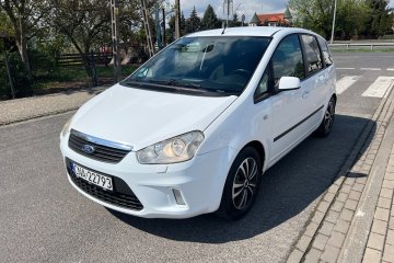 KLIMATYZACJA GRZANE FOTELE TEMPOMAT EL.SZYBY ZAREJESTROWANA SERWIS